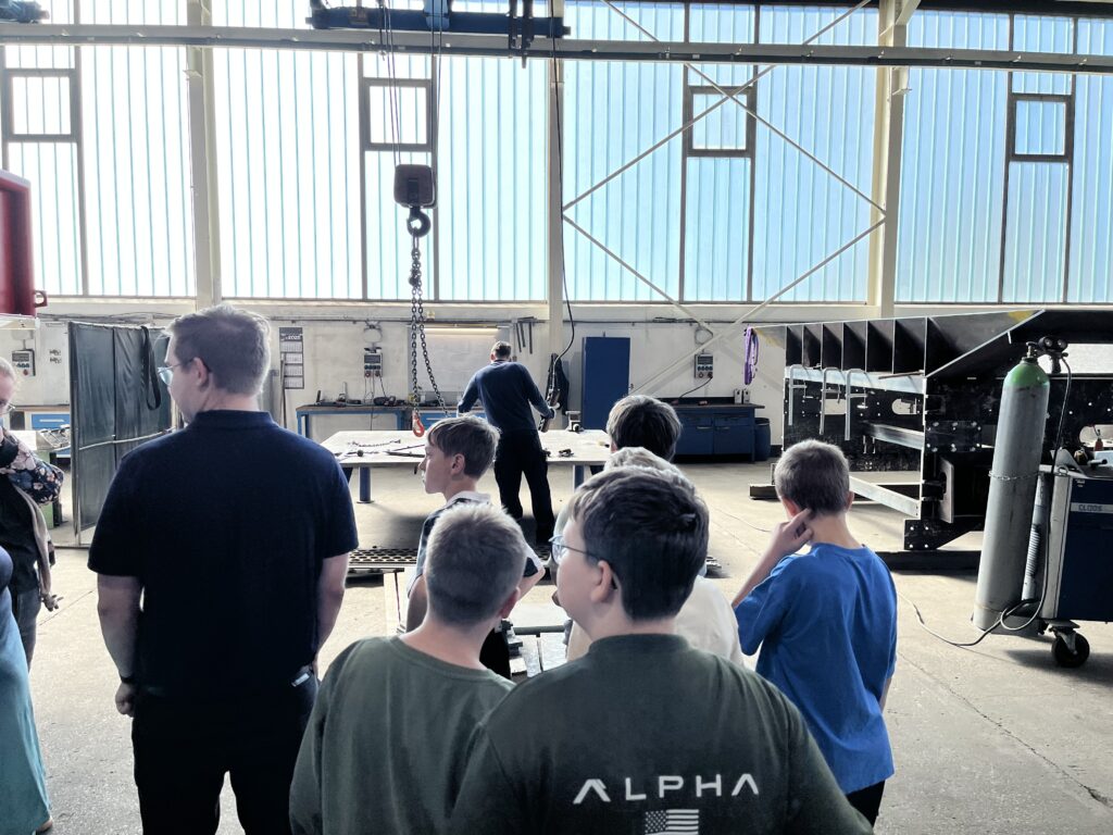 Klasse 7 besucht die Firma "Zeno" in Norken