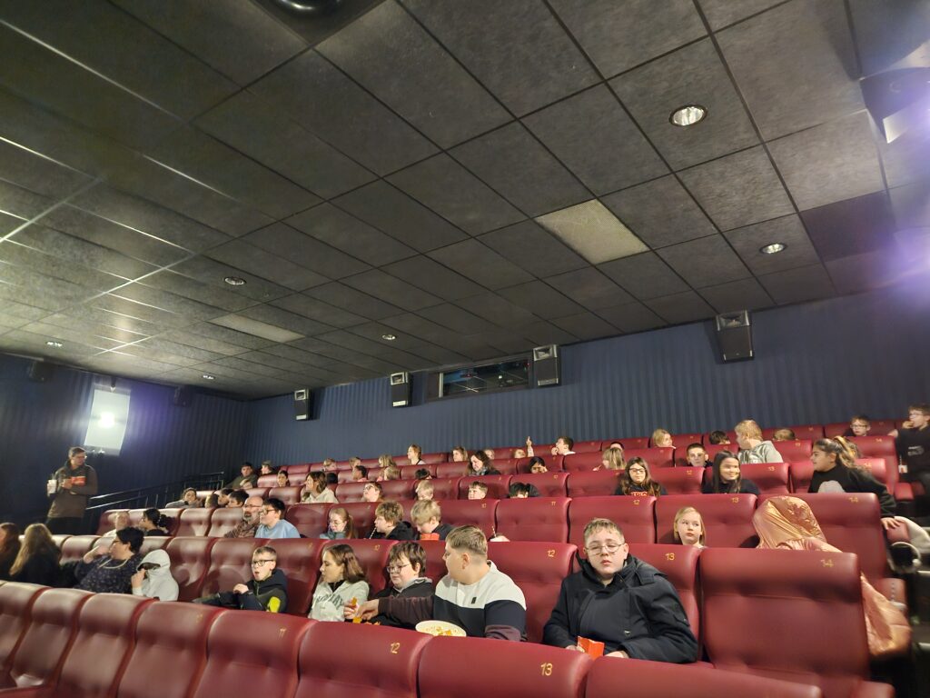 "Momo" im CINEXX-Hachenburg