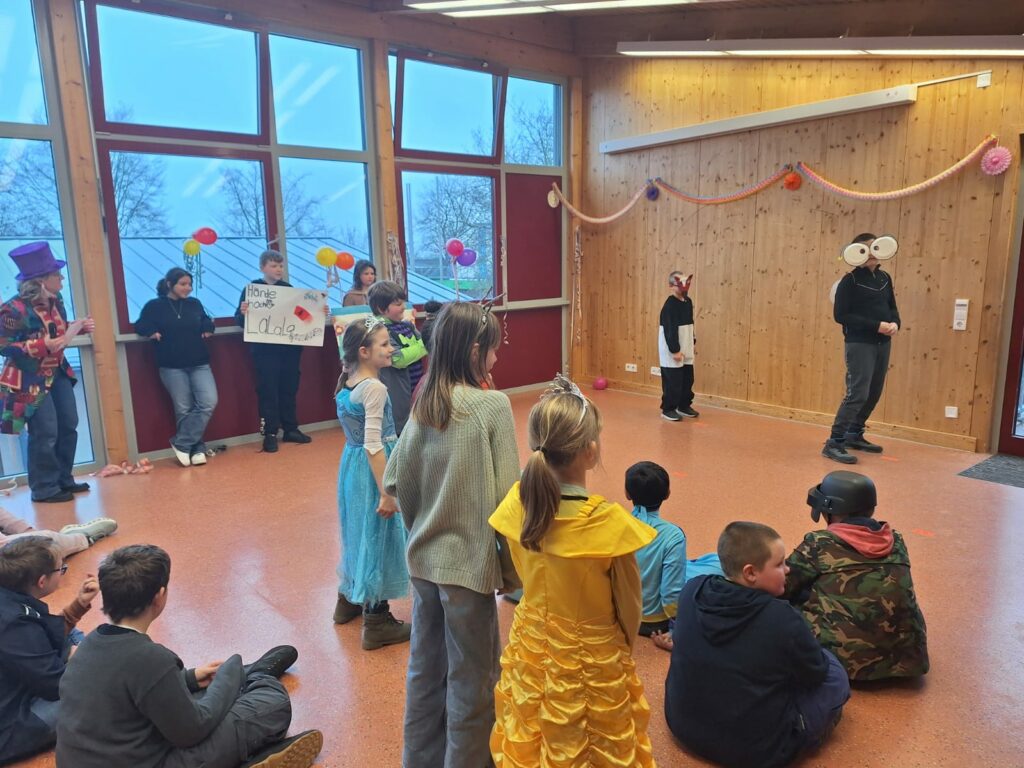 Michael-Ende-Schule Helau!