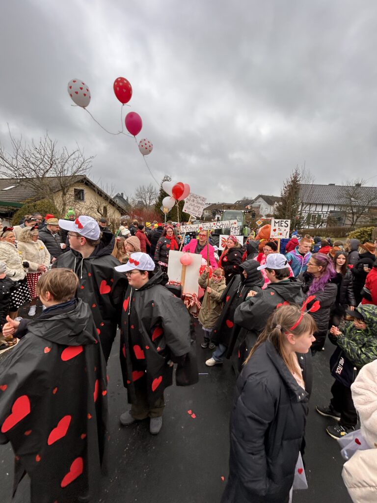 Malberg Helau! - Unsere Schule beim Karnevalszug in Malberg!